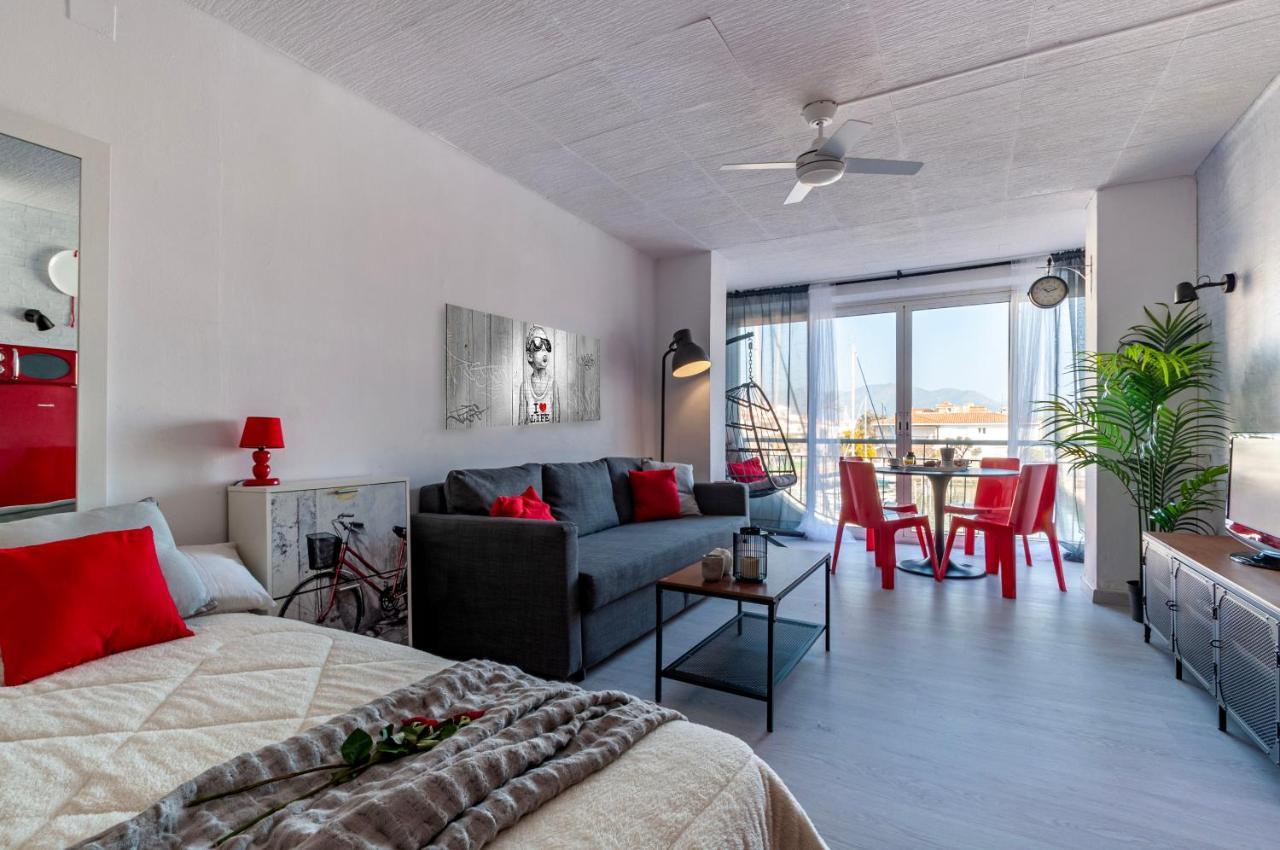 Estudio En 1ª Linea Con Vistas Al Puerto Deportivo By Insidehome Empuriabrava Exterior photo